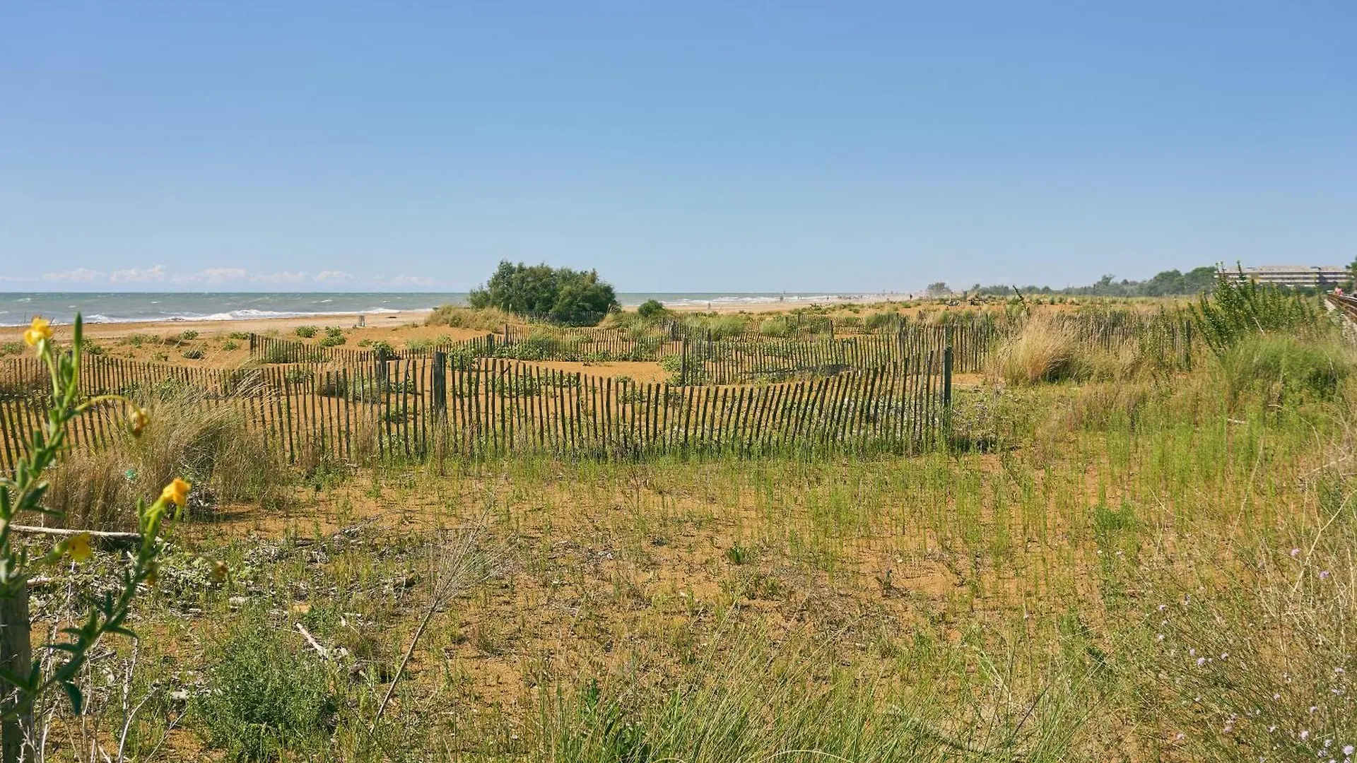 Family-Friendly Getaway By Beahost Rentals Bibione Apartment